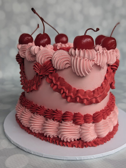 Vintage style heart cake
