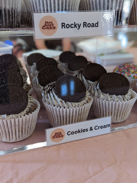 Cookies and cream cupcakes - Loaded cupcakes pack