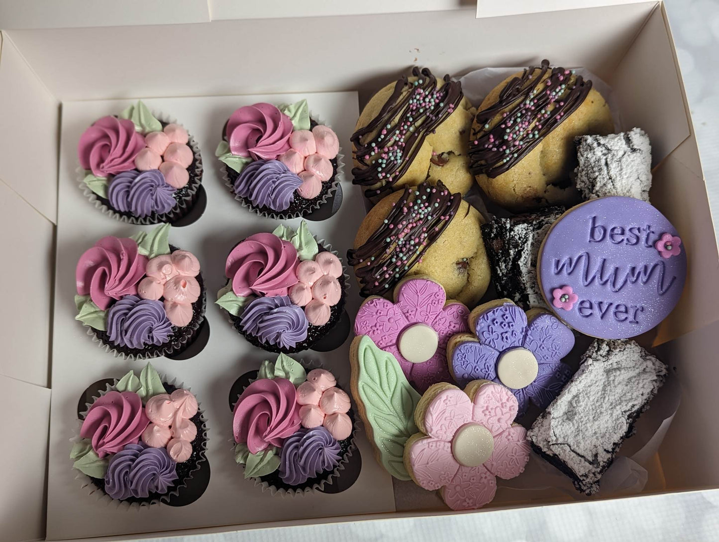 Mothers Day Dessert Pack