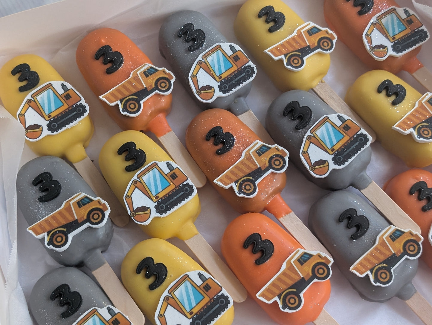 Cakesicles