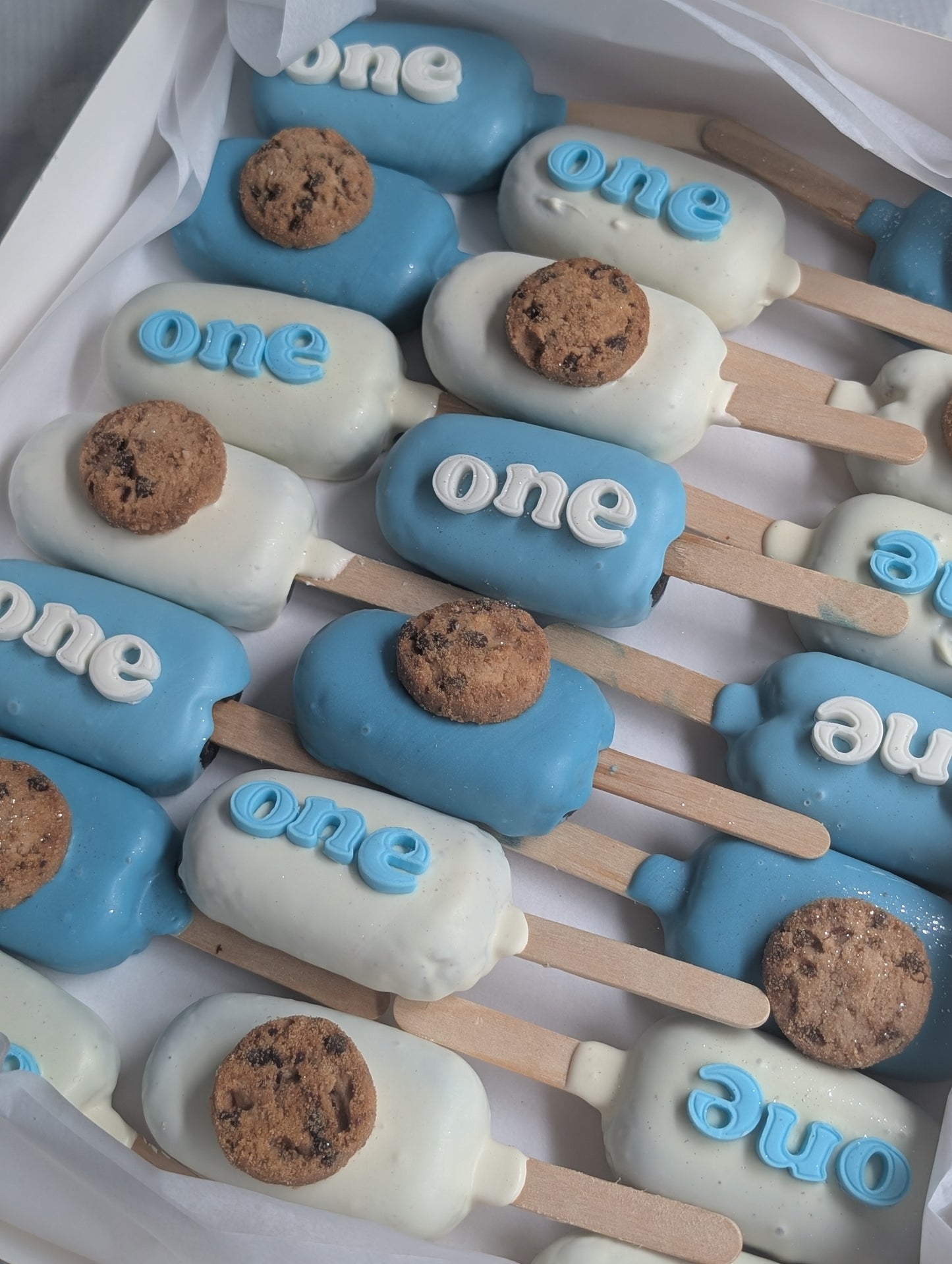 Cakesicles